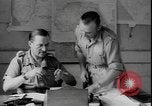 Standbild Alliierten Offiziere Brazzaville Kongo, 1941, aus Sekunde 33 historischem Filmmaterial Videoclip 65675077050