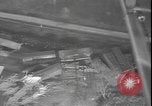Standbild zerstörten Güterwagen Horn Lake Mississippi USA, 1941, aus Sekunde 17 historischem Filmmaterial Videoclip 65675077056