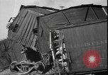 Standbild zerstörten Güterwagen Horn Lake Mississippi USA, 1941, aus Sekunde 28 historischem Filmmaterial Videoclip 65675077056