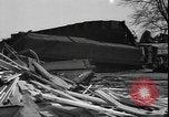 Standbild zerstörten Güterwagen Horn Lake Mississippi USA, 1941, aus Sekunde 41 historischem Filmmaterial Videoclip 65675077056