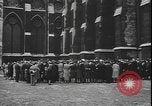 Image La famille royale à l'abbaye de Westminster Royaume-Uni, 1940, de la seconde 16 séquences d'archives historiques vidéo 65675077088