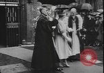 Image La famille royale à l'abbaye de Westminster Royaume-Uni, 1940, de la seconde 18 séquences d'archives historiques vidéo 65675077088