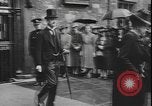 Image La famille royale à l'abbaye de Westminster Royaume-Uni, 1940, de la seconde 22 séquences d'archives historiques vidéo 65675077088