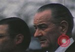 Image Robert étrange McNamara United States USA, 1968, de la seconde 13 séquences d'archives historiques vidéo 65675077100