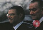 Image Robert étrange McNamara United States USA, 1968, de la seconde 18 séquences d'archives historiques vidéo 65675077100