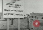 Standbild Atombombe testen Nevada United States USA, 1953, aus Sekunde 21 historischem Filmmaterial Videoclip 65675077104