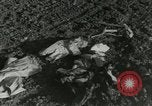 Image crash d'avion de transport militaire Alvarado California USA, 1953, de la seconde 12 séquences d'archives historiques vidéo 65675077111