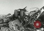 Image crash d'avion de transport militaire Alvarado California USA, 1953, de la seconde 26 séquences d'archives historiques vidéo 65675077111