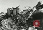 Image crash d'avion de transport militaire Alvarado California USA, 1953, de la seconde 28 séquences d'archives historiques vidéo 65675077111