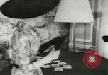 Immagine di Modelli francesi Parigi Francia, 1953, secondo 57 filmato di repertorio 65675077116