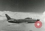 Immagine di Sabre jet United States USA, 1953, secondo 54 filmato di repertorio 65675077117