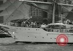 Immagine di Norwegian nave a vela New York United States USA, 1957, secondo 24 filmato di repertorio 65675077119
