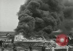Immagine di Terzo fuoco annuale capo conferenza in acciaio Long Island New York USA, 1957, secondo 6 filmato di repertorio 65675077120
