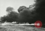 Immagine di Terzo fuoco annuale capo conferenza in acciaio Long Island New York USA, 1957, secondo 14 filmato di repertorio 65675077120