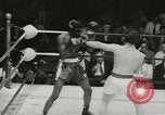 Standbild Polizei Athletic Boxing League Finale New York City USA, 1957, aus Sekunde 7 historischem Filmmaterial Videoclip 65675077125