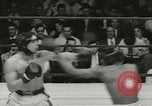 Standbild Polizei Athletic Boxing League Finale New York City USA, 1957, aus Sekunde 29 historischem Filmmaterial Videoclip 65675077125