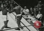 Standbild Polizei Athletic Boxing League Finale New York City USA, 1957, aus Sekunde 60 historischem Filmmaterial Videoclip 65675077125