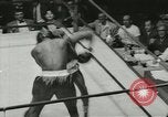 Standbild Polizei Athletic Boxing League Finale New York City USA, 1957, aus Sekunde 61 historischem Filmmaterial Videoclip 65675077125