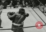 Standbild Polizei Athletic Boxing League Finale New York City USA, 1957, aus Sekunde 62 historischem Filmmaterial Videoclip 65675077125