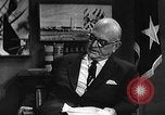 Immagine di Ira Eaker United States USA, 1960, secondo 35 filmato di repertorio 65675077143