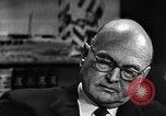 Standbild Ira Eaker United States USA, 1960, aus Sekunde 16 historischem Filmmaterial Videoclip 65675077145