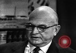 Standbild Ira Eaker United States USA, 1960, aus Sekunde 46 historischem Filmmaterial Videoclip 65675077145