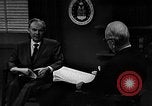 Standbild Ira Eaker United States USA, 1960, aus Sekunde 6 historischem Filmmaterial Videoclip 65675077146