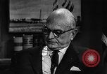 Standbild Ira Eaker United States USA, 1960, aus Sekunde 19 historischem Filmmaterial Videoclip 65675077146