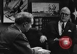 Standbild Ira Eaker United States USA, 1960, aus Sekunde 28 historischem Filmmaterial Videoclip 65675077148