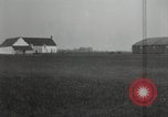 Standbild Dritten Anweisung Aviation Center Issoudun Frankreich, 1918, aus Sekunde 12 historischem Filmmaterial Videoclip 65675077156