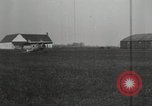 Standbild Dritten Anweisung Aviation Center Issoudun Frankreich, 1918, aus Sekunde 19 historischem Filmmaterial Videoclip 65675077156