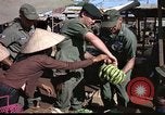 Immagine di United States Air Force personale Il Vietnam, 1965, secondo 47 filmato di repertorio 65675077197