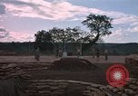 Image le personnel de la Force aérienne des États-Unis Vietnam, 1965, de la seconde 28 séquences d'archives historiques vidéo 65675077198