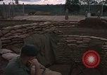 Image le personnel de la Force aérienne des États-Unis Vietnam, 1965, de la seconde 32 séquences d'archives historiques vidéo 65675077198