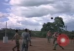 Image le personnel de la Force aérienne des États-Unis Vietnam, 1965, de la seconde 49 séquences d'archives historiques vidéo 65675077198