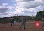 Image le personnel de la Force aérienne des États-Unis Vietnam, 1965, de la seconde 52 séquences d'archives historiques vidéo 65675077198