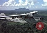 Image O-1F Bird Dog aéronefs Vietnam, 1965, de la seconde 59 séquences d'archives historiques vidéo 65675077206