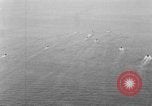 Immagine di L approdo delle barche United States USA, 1944, secondo 13 filmato di repertorio 65675077222