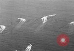 Immagine di L approdo delle barche United States USA, 1944, secondo 37 filmato di repertorio 65675077222