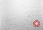 Immagine di L approdo delle barche United States USA, 1944, secondo 40 filmato di repertorio 65675077222