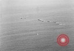 Immagine di L approdo delle barche United States USA, 1944, secondo 53 filmato di repertorio 65675077222