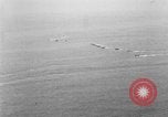 Immagine di L approdo delle barche United States USA, 1944, secondo 56 filmato di repertorio 65675077222
