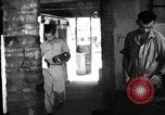 Standbild 8 fotografische Reconnaissance Squadron Australien, 1943, aus Sekunde 13 historischem Filmmaterial Videoclip 65675077229