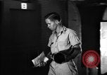Standbild 8 fotografische Reconnaissance Squadron Australien, 1943, aus Sekunde 15 historischem Filmmaterial Videoclip 65675077229