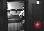 Standbild 8 fotografische Reconnaissance Squadron Australien, 1943, aus Sekunde 19 historischem Filmmaterial Videoclip 65675077229