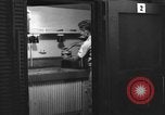 Standbild 8 fotografische Reconnaissance Squadron Australien, 1943, aus Sekunde 24 historischem Filmmaterial Videoclip 65675077229