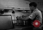 Standbild 8 fotografische Reconnaissance Squadron Australien, 1943, aus Sekunde 45 historischem Filmmaterial Videoclip 65675077229