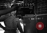 Standbild 8 fotografische Reconnaissance Squadron Australien, 1943, aus Sekunde 6 historischem Filmmaterial Videoclip 65675077235