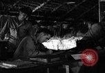 Standbild 8 fotografische Reconnaissance Squadron Australien, 1943, aus Sekunde 59 historischem Filmmaterial Videoclip 65675077236