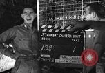 Standbild 8 fotografische Reconnaissance Squadron Australien, 1943, aus Sekunde 6 historischem Filmmaterial Videoclip 65675077238